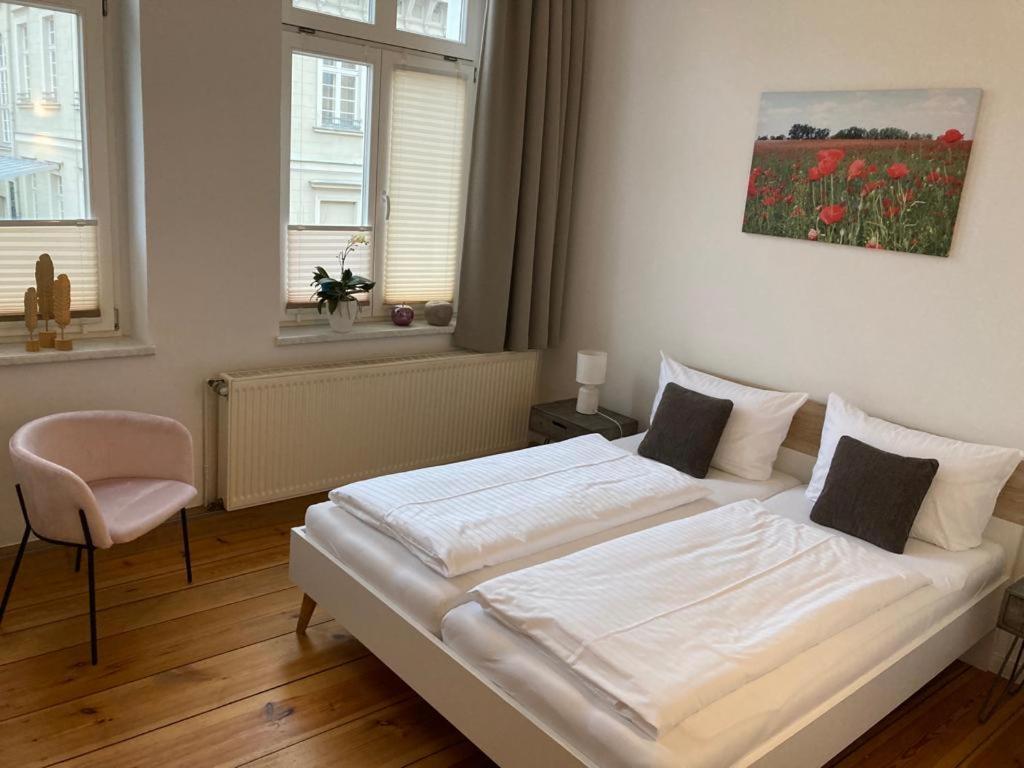 Das Bilderbuchcafe - Ferien - Apartment No 3 - Markt 7 Havelberg Extérieur photo