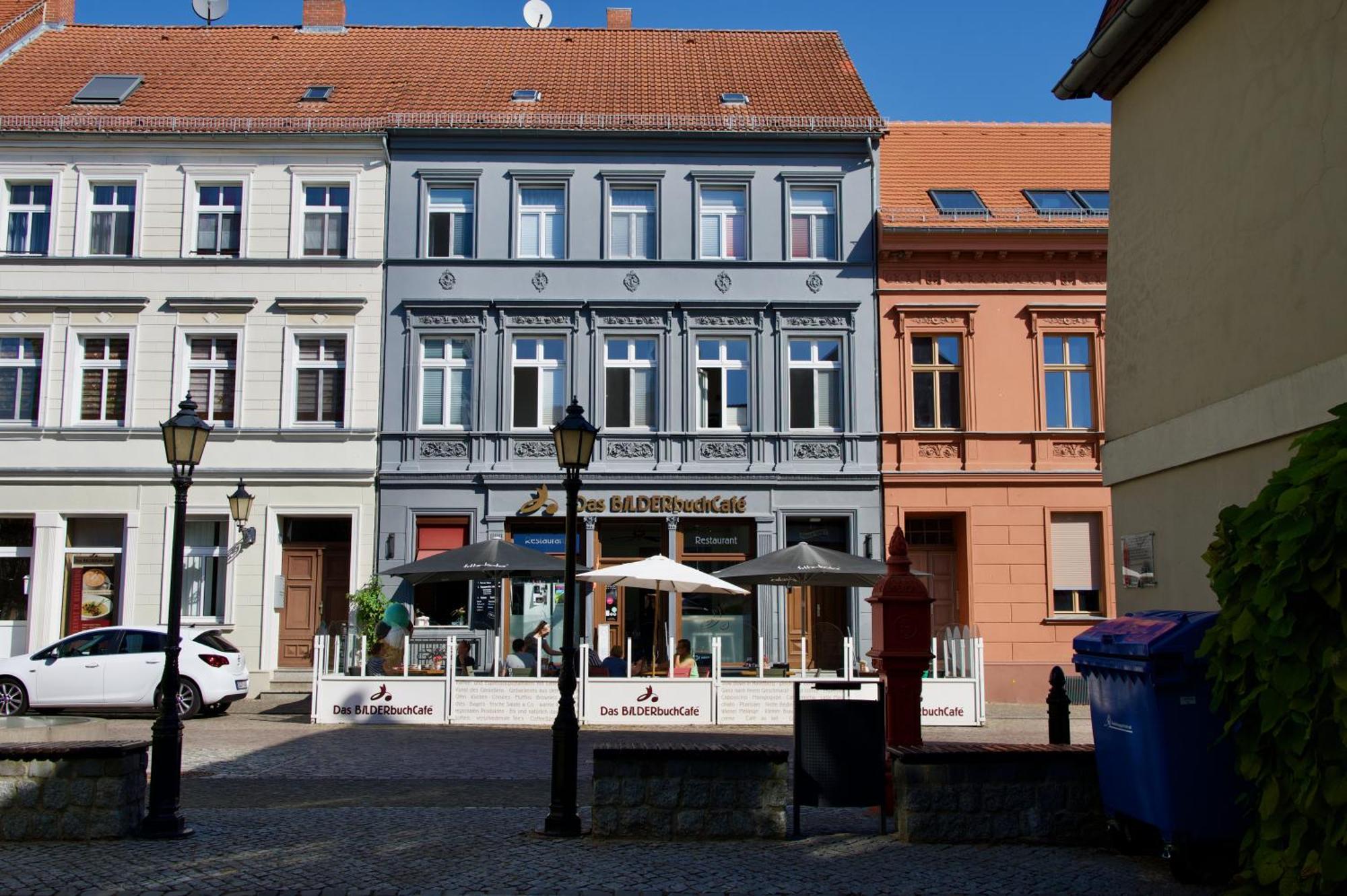 Das Bilderbuchcafe - Ferien - Apartment No 3 - Markt 7 Havelberg Extérieur photo