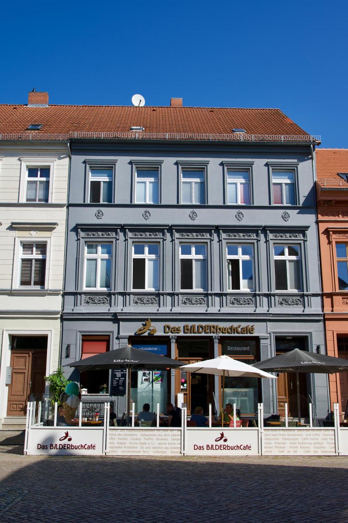 Das Bilderbuchcafe - Ferien - Apartment No 3 - Markt 7 Havelberg Extérieur photo