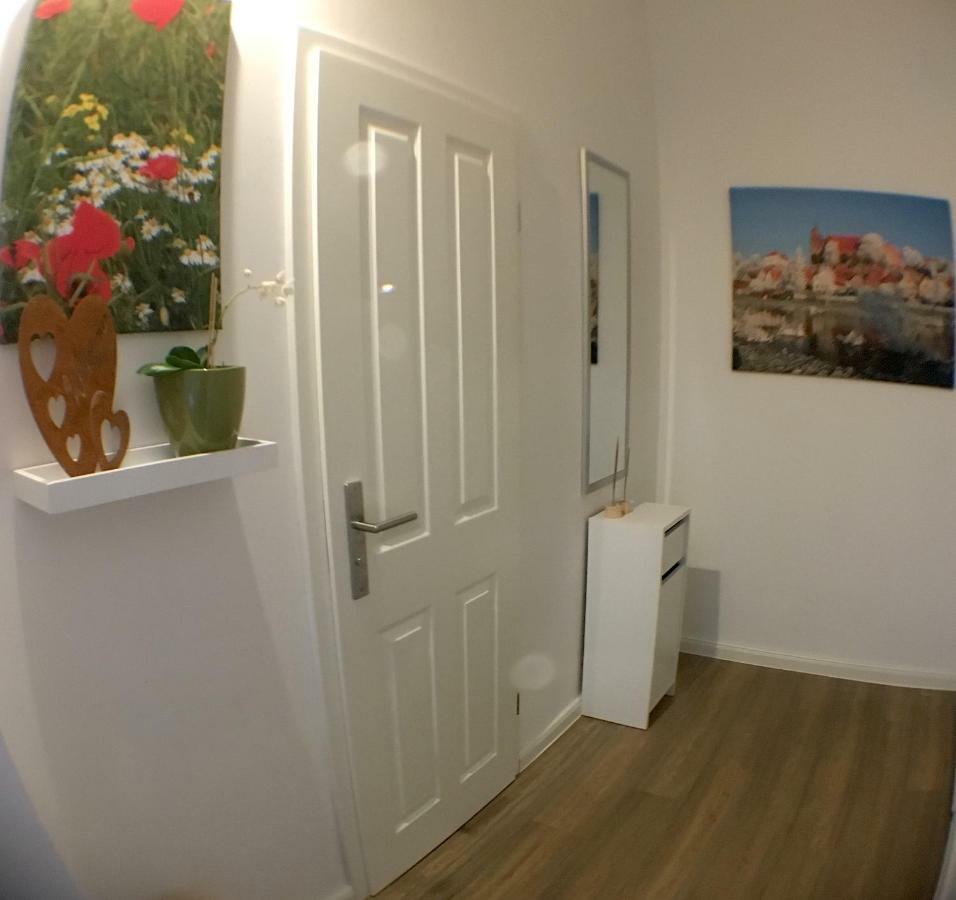Das Bilderbuchcafe - Ferien - Apartment No 3 - Markt 7 Havelberg Extérieur photo