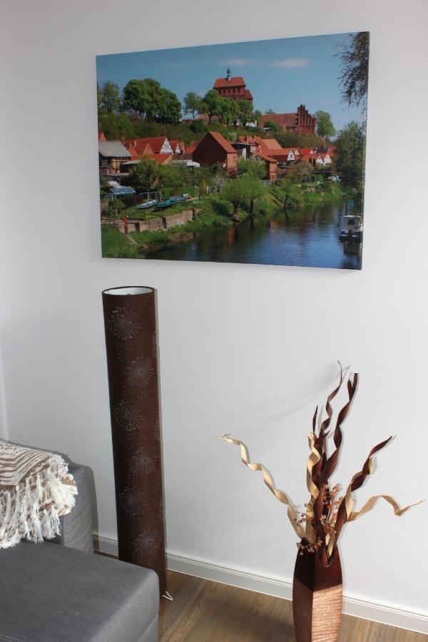 Das Bilderbuchcafe - Ferien - Apartment No 3 - Markt 7 Havelberg Extérieur photo